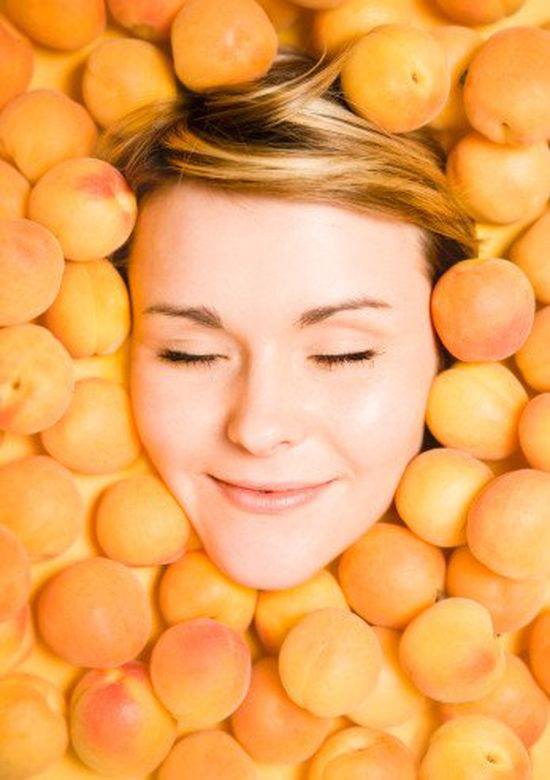 Можно ли есть абрикосы при грудном вскармливании
