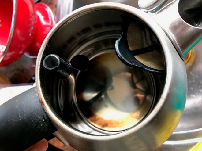 Как очистить чайник от ржавчины внутри