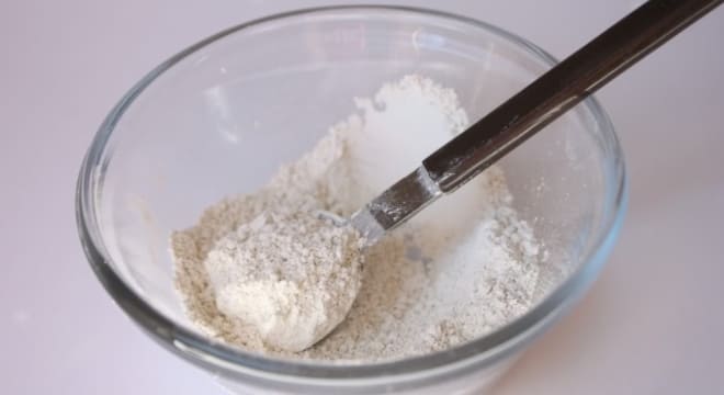 Полезные свойства белой глины