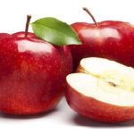 В яблоках содержатся слабые фруктовые кислоты