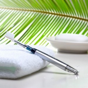 Как правильно чистить зубные щетки и ухаживать за электрической зубной щеткой - мыть с мылом или нет