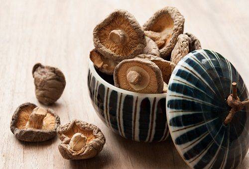 Храним сушеные грибы: как, где, сколько?