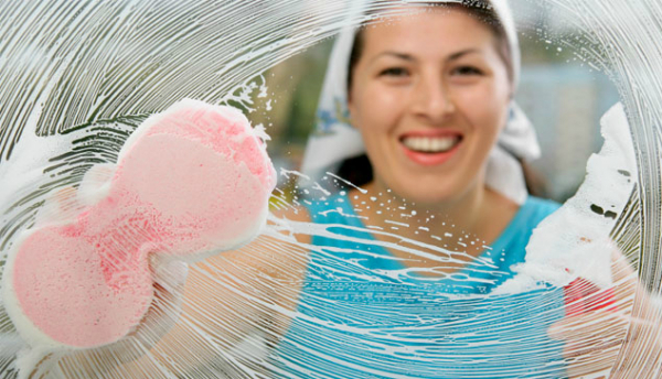 Как мыть пластиковые окна и подоконники в домашних условиях, чтобы не было пятен