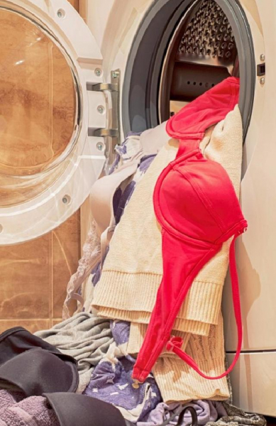 Как постирать бюстгальтер на косточках в стиральной машине и вручную: 7 правил ухода за дорогим нижним бельем