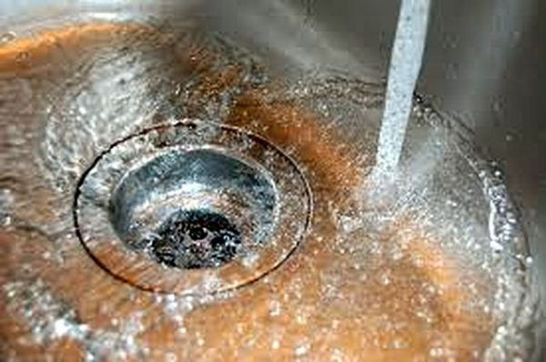 Как очистить воду от железа в квартире или на даче из колодца ?