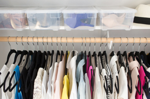 Как навести порядок в шкафу с одеждой: освободить место, рассортировать, сложить