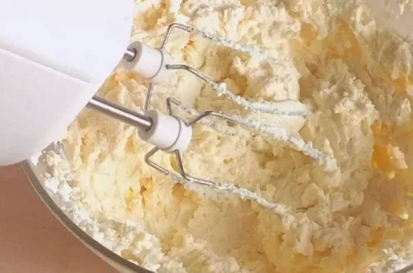 Как приготовить домашний сыр с рикоттой: 3 дешевых варианта