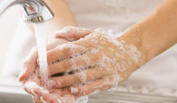 Как правильно почистить хрен и быстро вернуть руки к чистке