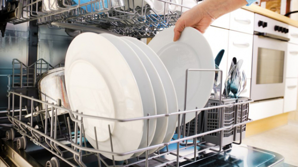 Серебро можно мыть в посудомоечной машине: плюсы и минусы