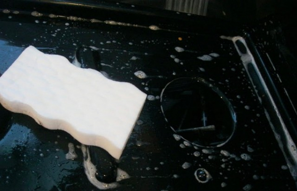 стеклокерамическую тарелку можно мыть меламиновой губкой, правильный уход