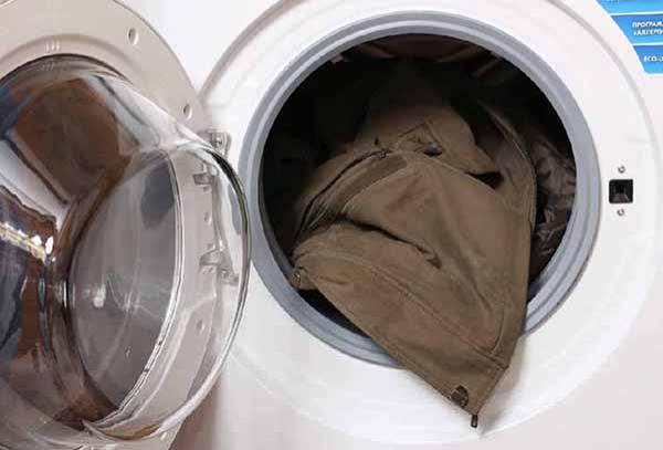 Как правильно стирать одежду на полиэфирной подкладке в стиральной машине?
