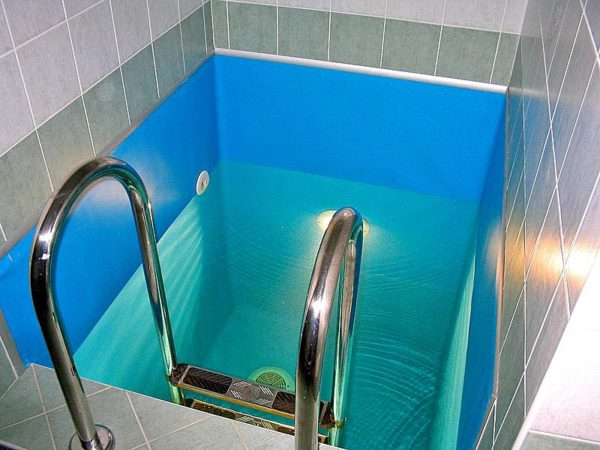 Бассейн в ванне своими руками: воплотите голубую мечту в реальность
