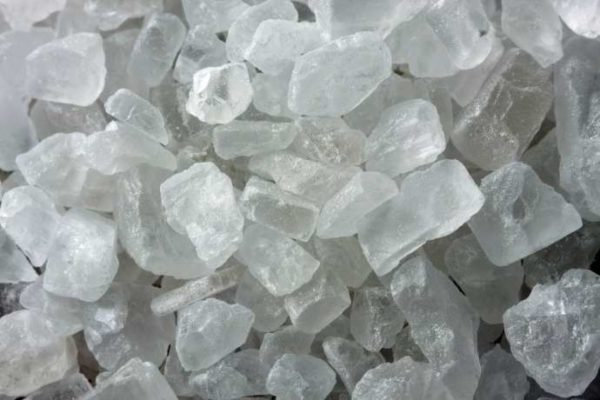 Как вырастить кристалл соли в домашних условиях