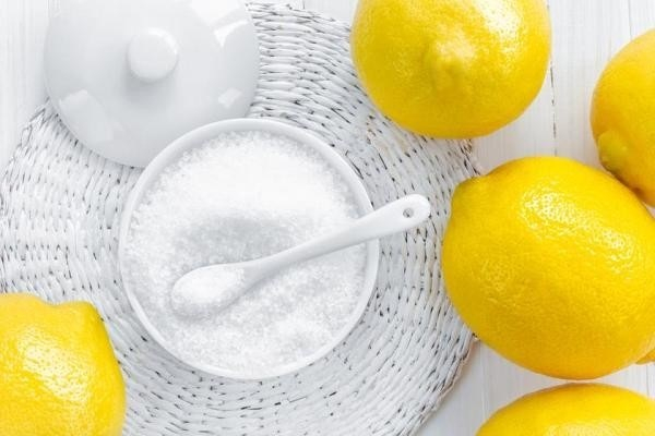 Как очистить железо от накипи с помощью лимонной кислоты в домашних условиях