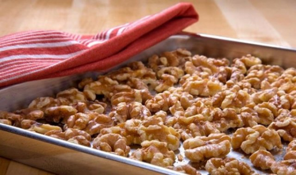 Как сушить грецкие орехи в домашней духовке?