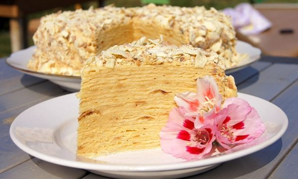«Наполеон» из лаваша: быстрый и доступный рецепт любимого торта