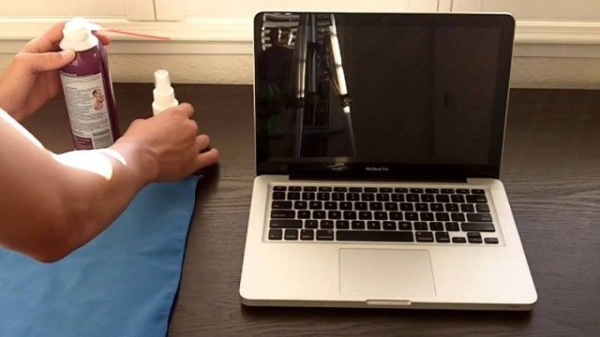 Как почистить ноутбук от пыли самостоятельно - 2 простых способа