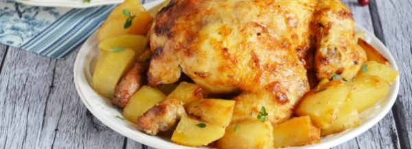 Сытный обед без лишних хлопот: курица с жареным картофелем в пакетике для запекания