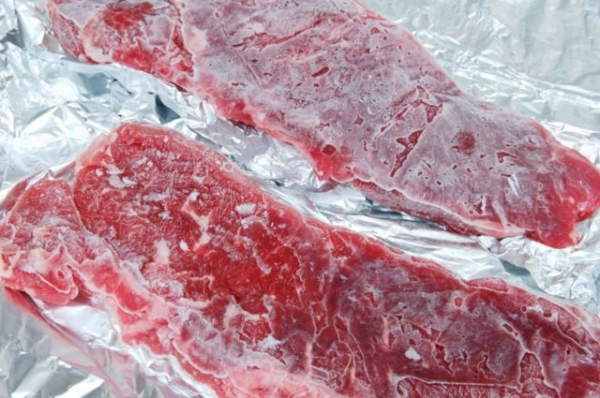 Как быстро разморозить мясо: полезные советы хозяйкам