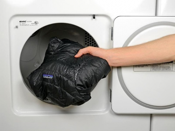 Как стирать полиамид в стиральной машине: инструкция по стирке курток, сумок, плащей