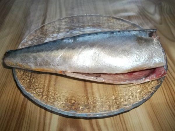 Запеченная скумбрия: рецепт аппетитной рыбы, запеченной в фольге