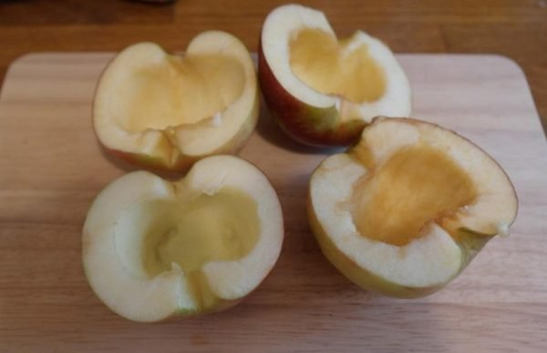 Яблоки в микроволновке: 9 вкусных рецептов