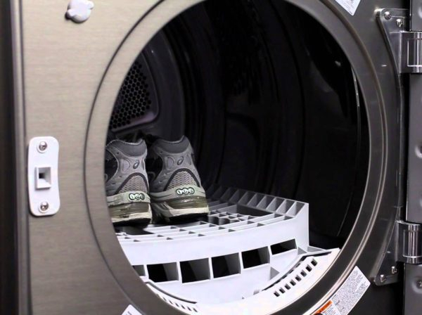 Способы мытья обуви вручную, в стиральной или посудомоечной машине