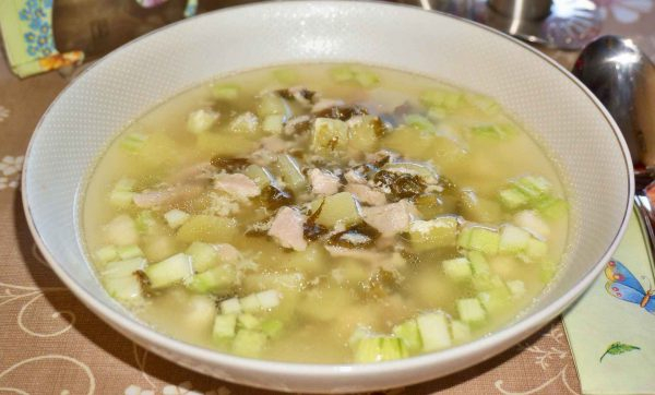 Щавелевый и яичный суп - два варианта приготовления весеннего блюда