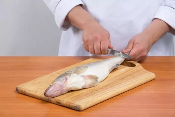 Как правильно чистить и разделывать рыбу
