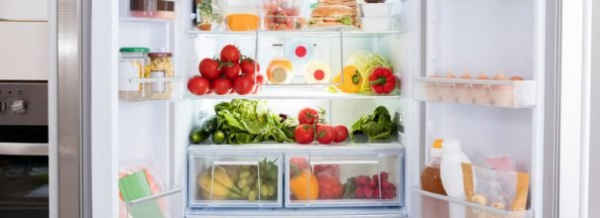 Собираясь в отпуск: надо ли выключать холодильник?