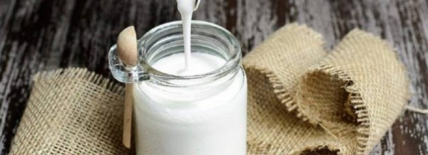 Чем ферментированное вареное молоко отличается от кефира: какое полезнее?