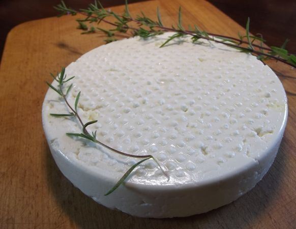 Простой рецепт нежного адыгейского сыра - готовим вкусно и полезно