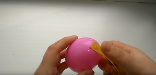 Пасхальное яйцо из атласной ленты своими руками: 3 красивых техники