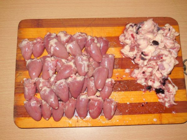 Как правильно приготовить куриные сердечки: подборка простых и вкусных блюд