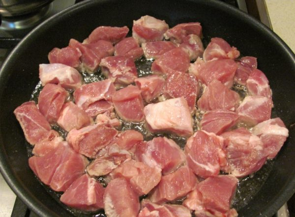 Тушеная свинина с овощами: вкусные рецепты