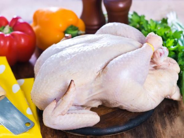 Как быстро и правильно разморозить курицу