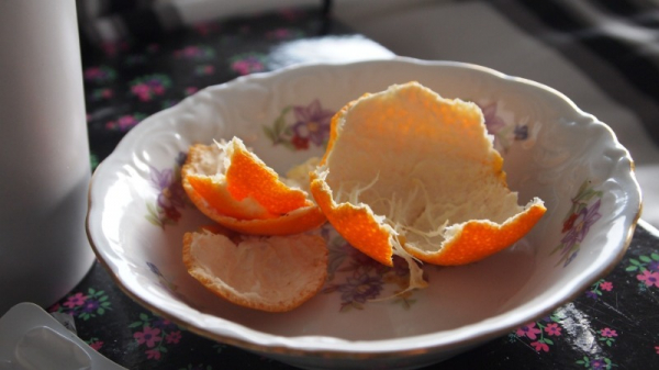 7 причин не выбрасывать кожуру мандарина, а использовать ее во благо дома