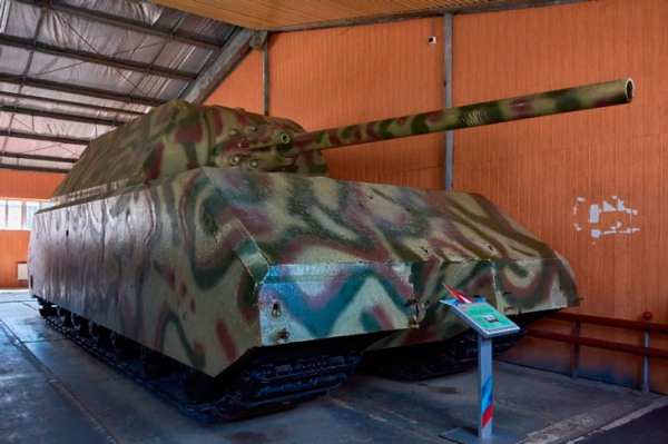 Настоящие монстры: 12 самых больших танков всех времен
