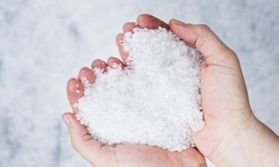 Мытье полов солью: зачем нужно мыть поверхности соленой водой, когда это делать, как приготовить раствор соли?
