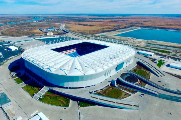 12 крупнейших футбольных стадионов России