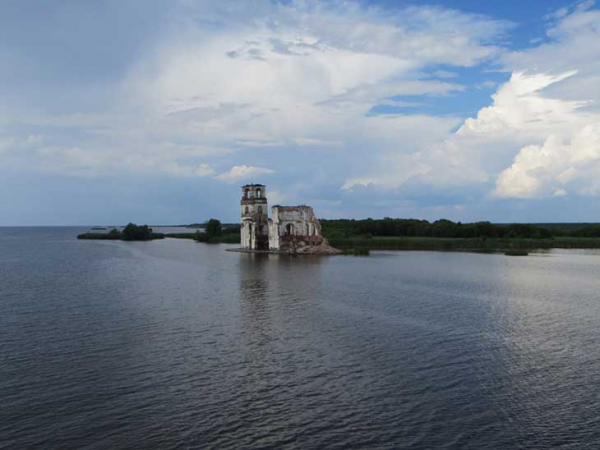 Бескрайние просторы: 15 самых больших озер России